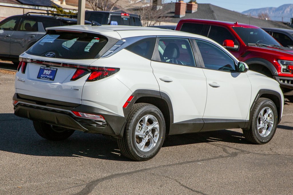 Used 2023 Hyundai Tucson SE image 5