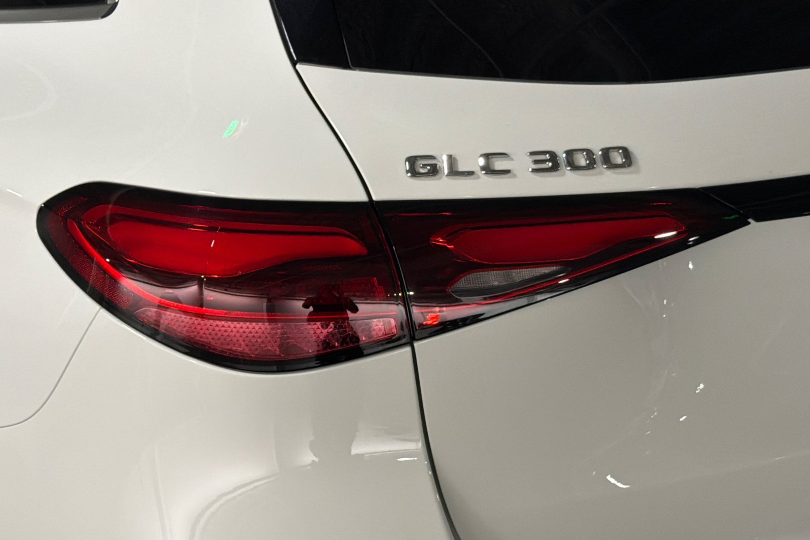 New 2027 Mercedes-Benz GLC 300 image 25