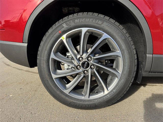 New 2026 Lincoln Corsair Premiere image 11