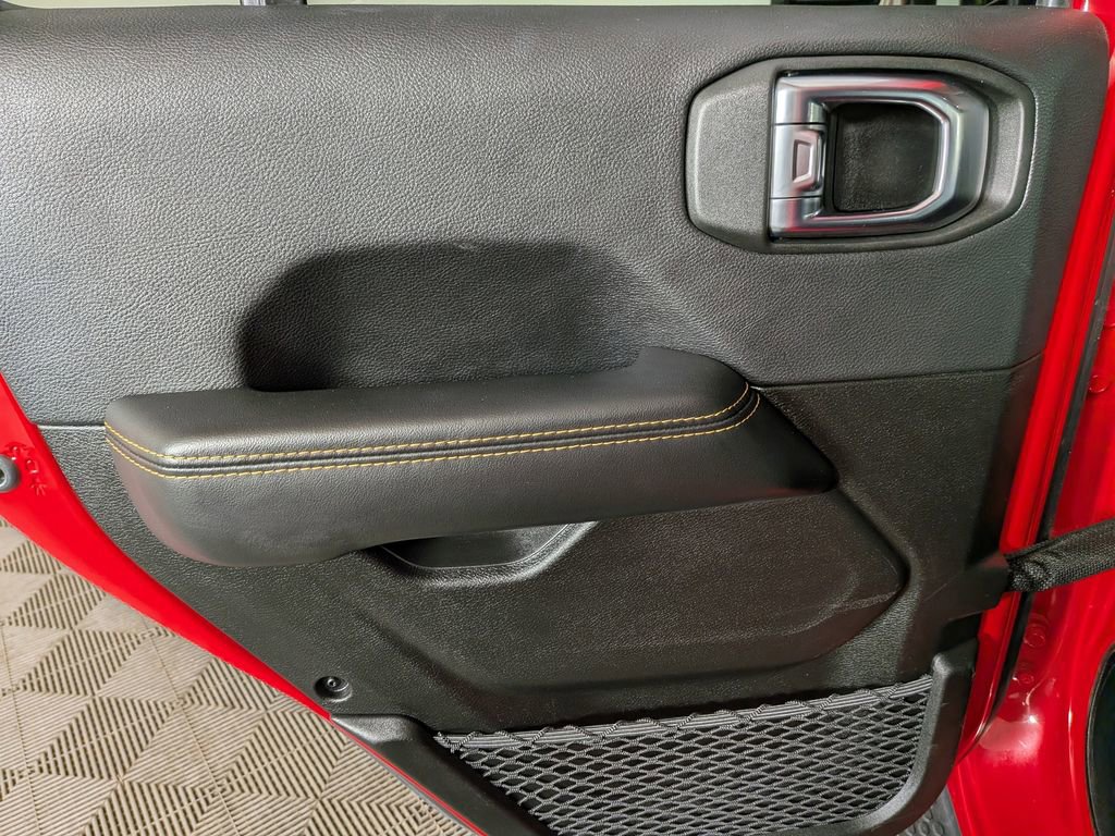 Certified 2025 Jeep Wrangler Unlimited Sahara image 33