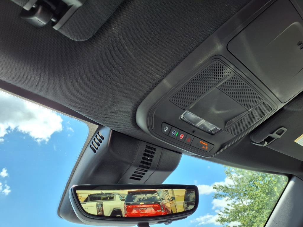 New 2026 Chevrolet Traverse LT w/ Driver Confidence Package image 17