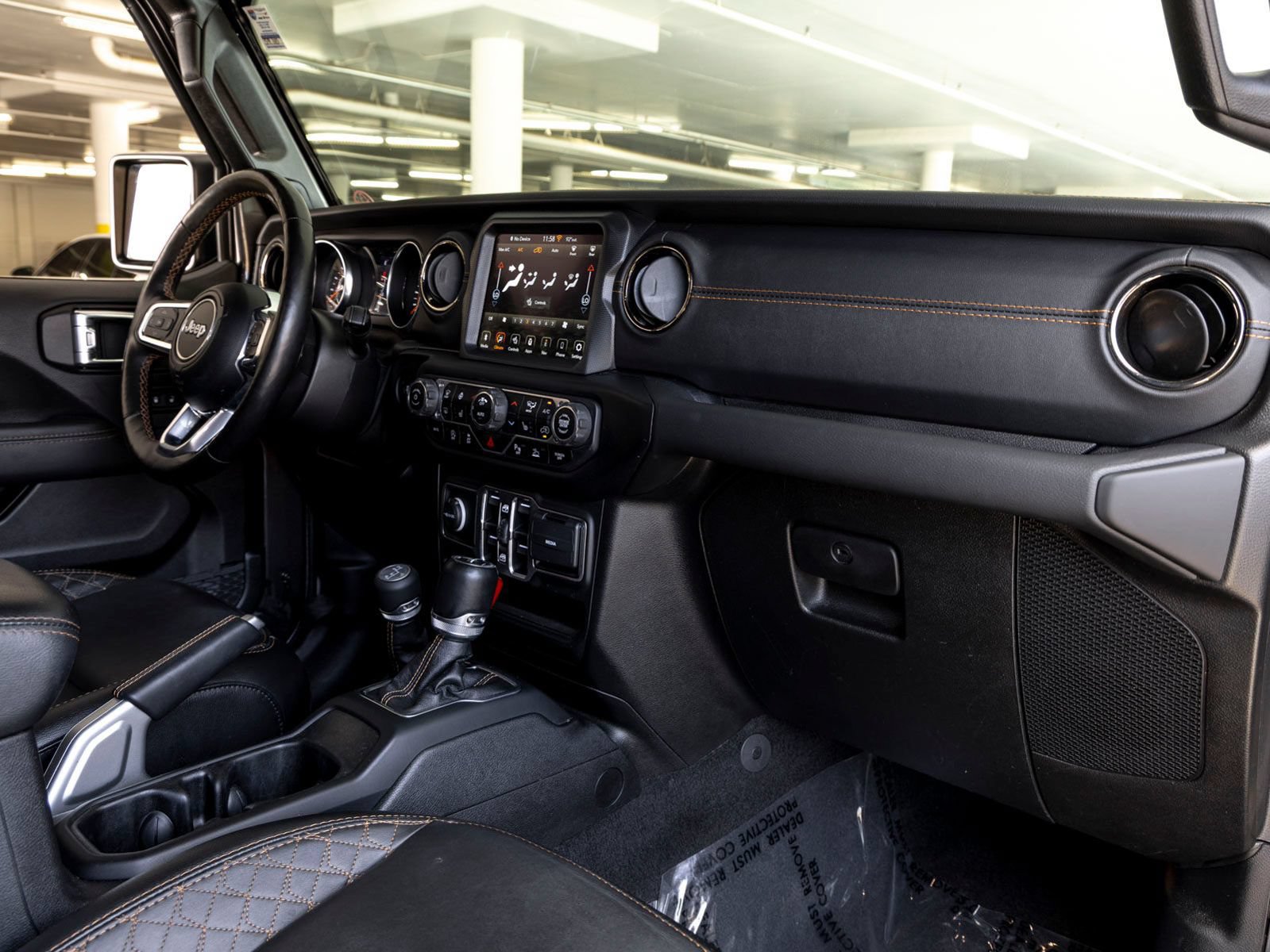 Used 2021 Jeep Wrangler Unlimited Sahara AWD/4WD image 27