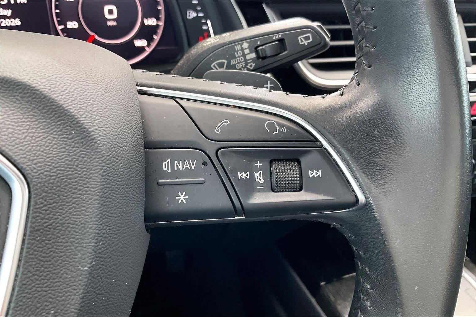 Used 2019 Audi Q7 3.0T Premium Plus w/ Premium Plus Package AWD/4WD image 24