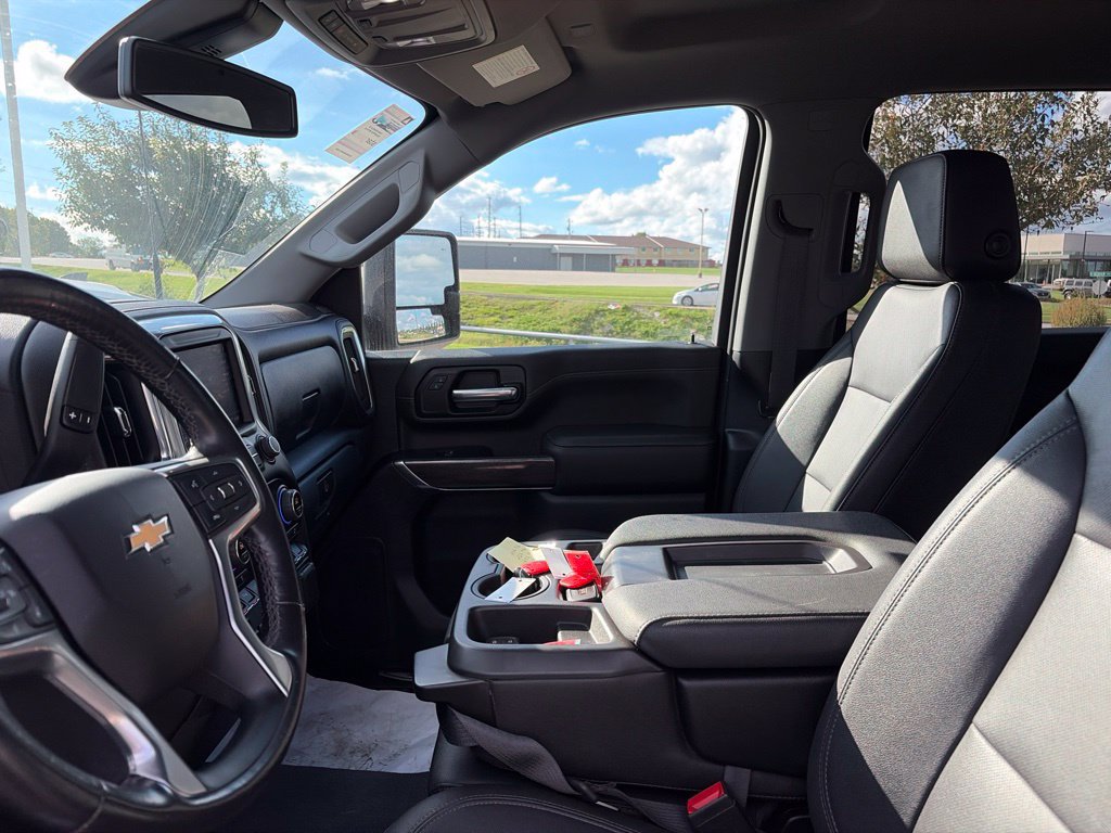Used 2022 Chevrolet Silverado 2500 LTZ w/ Safety Package AWD/4WD image 48