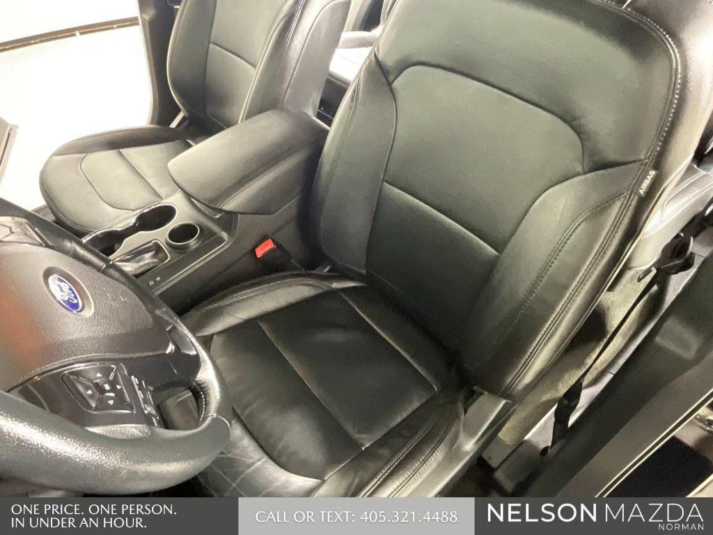 Used 2018 Ford Explorer XLT w/ Equipment Group 202A FWD image 24