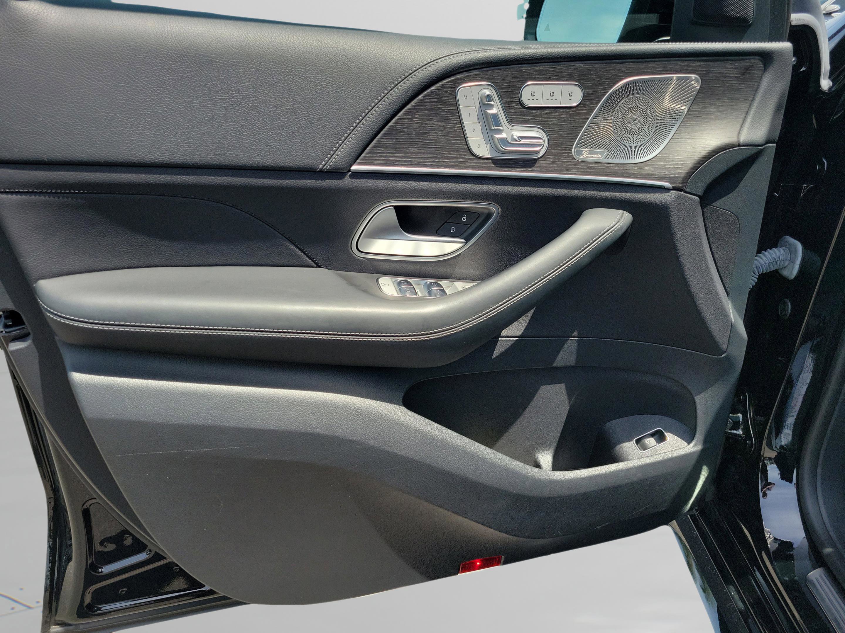 Certified 2023 Mercedes-Benz GLS 450 4MATIC image 17