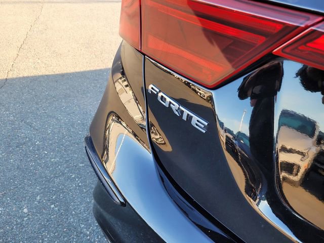 Used 2020 Kia Forte LXS image 6