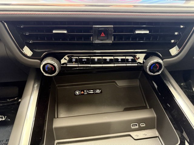 New 2025 Chevrolet Suburban RST w/ RST Capability Package image 42