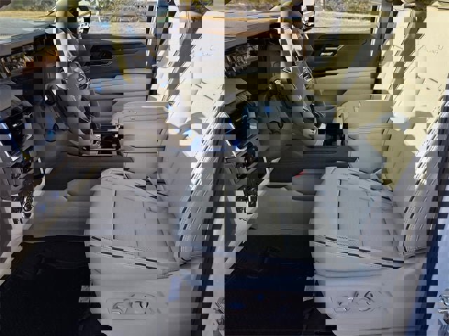 New 2026 GMC Yukon Denali w/ Sun & Power Step Package image 9