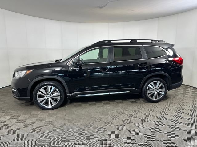 Used 2022 Subaru Ascent Limited w/ Technology Package image 6