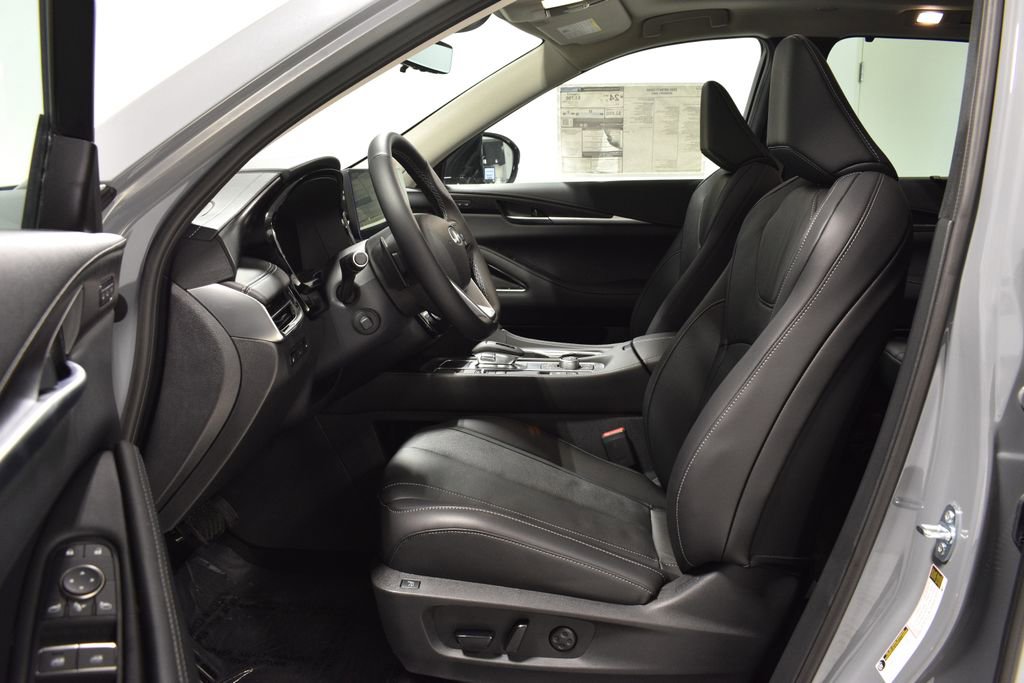 Certified 2025 INFINITI QX60 Sensory w/ Vision Package image 19