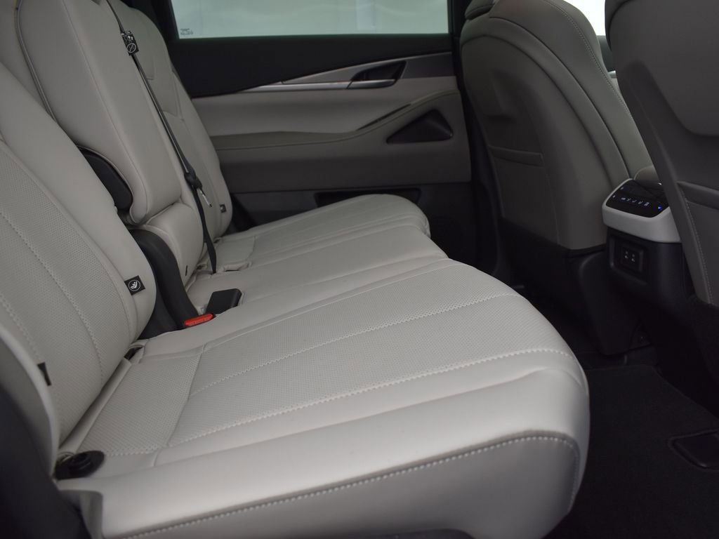 Used 2026 INFINITI QX60 Pure w/ Cargo Package image 23