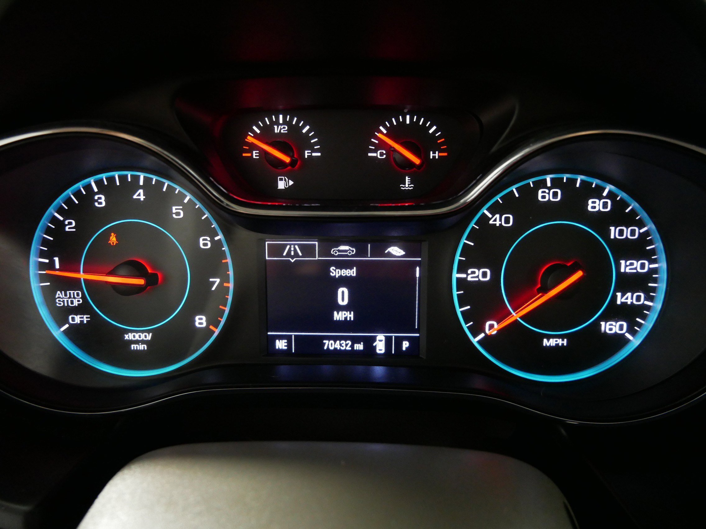 Used 2018 Chevrolet Cruze Premier image 21