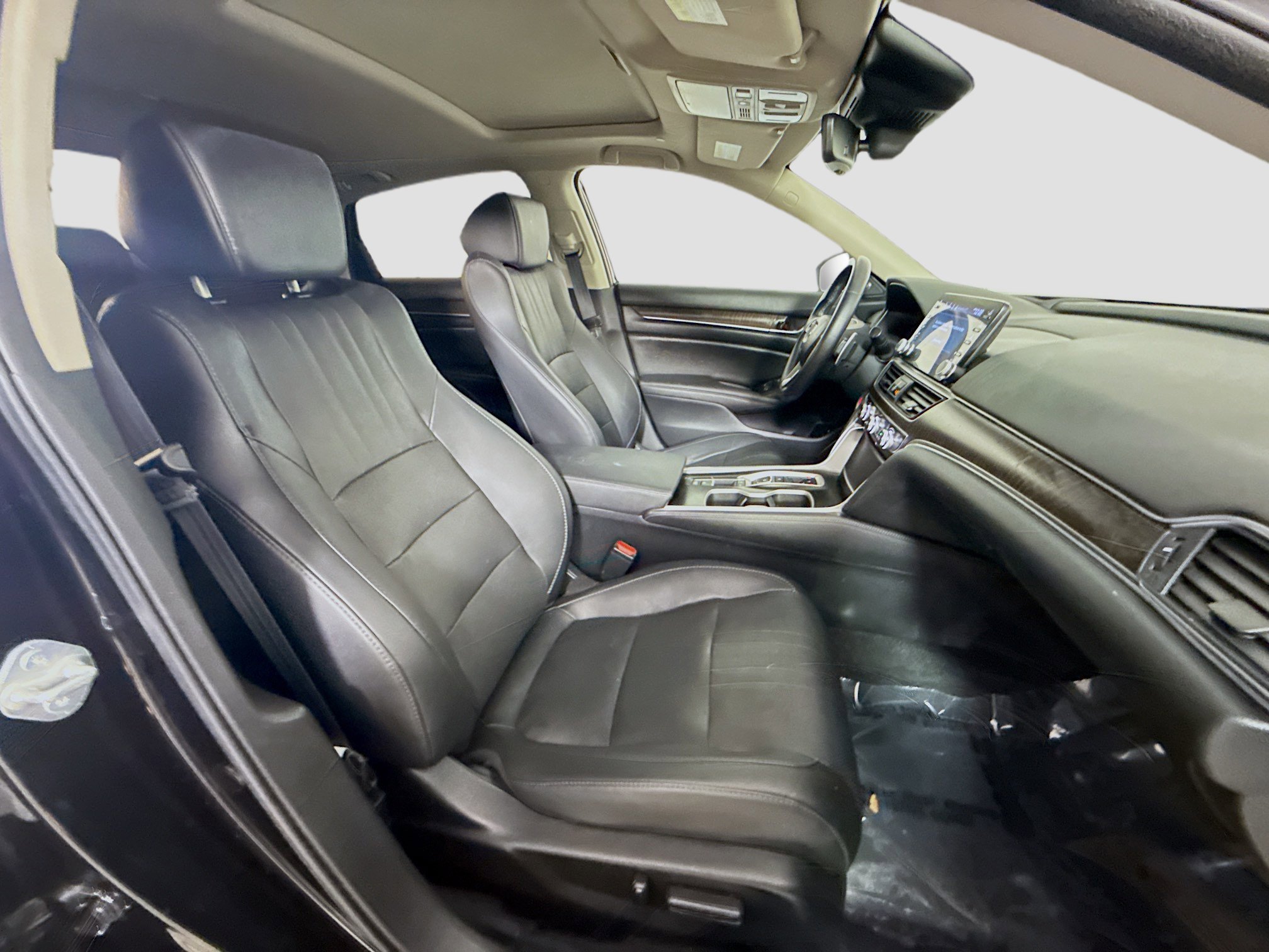 Used 2021 Honda Accord Touring image 29