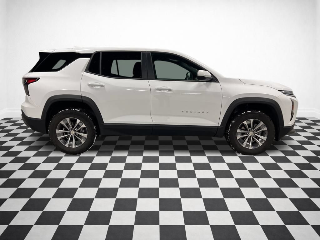 Certified 2025 Chevrolet Equinox LT AWD/4WD image 2