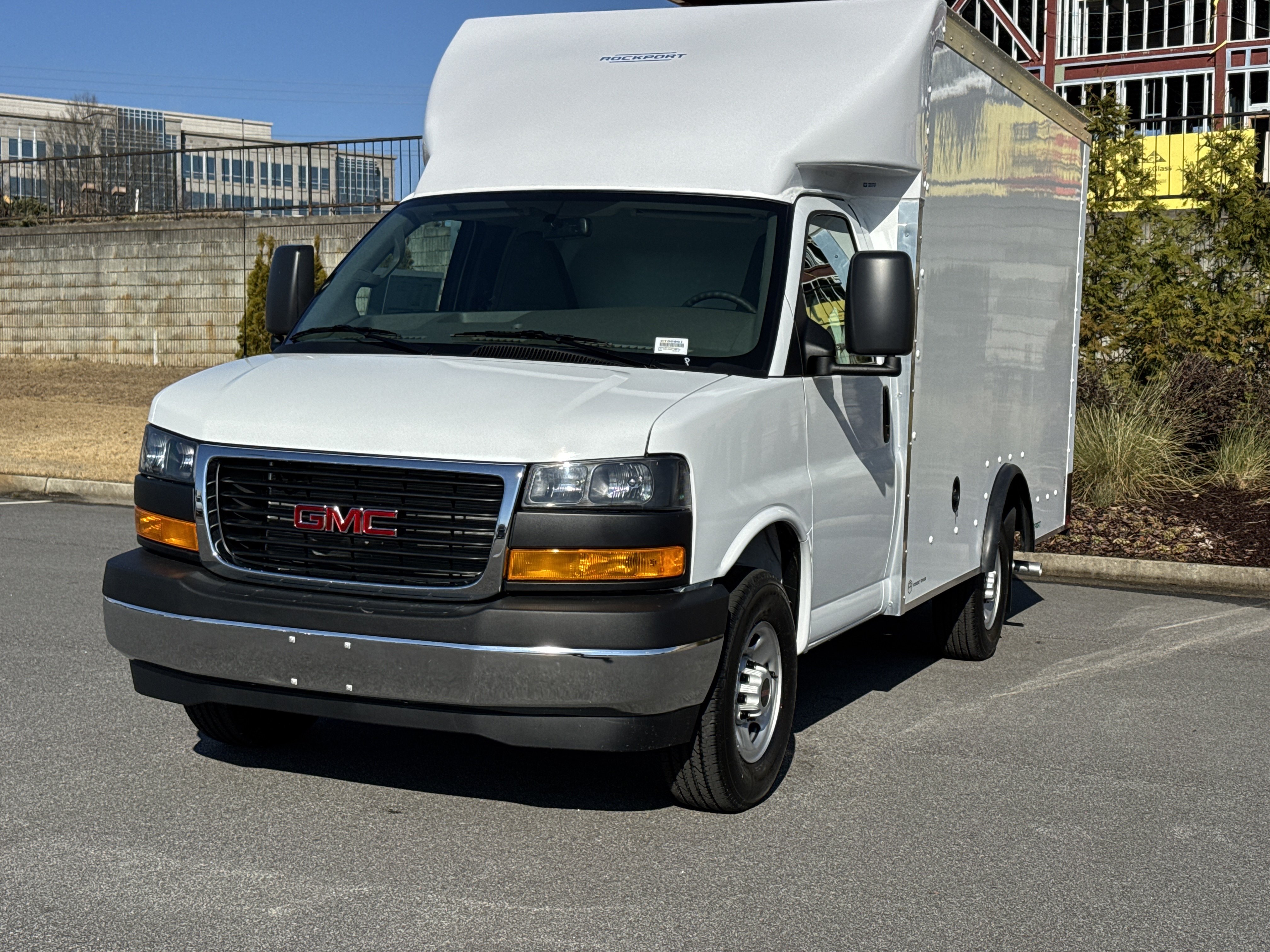 New 2026 GMC Savana 3500 w/ Power Convenience Package RWD image 5