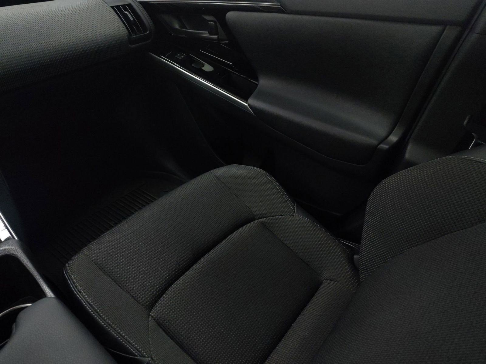 Used 2023 Toyota bZ4X XLE w/ Weather Package image 23