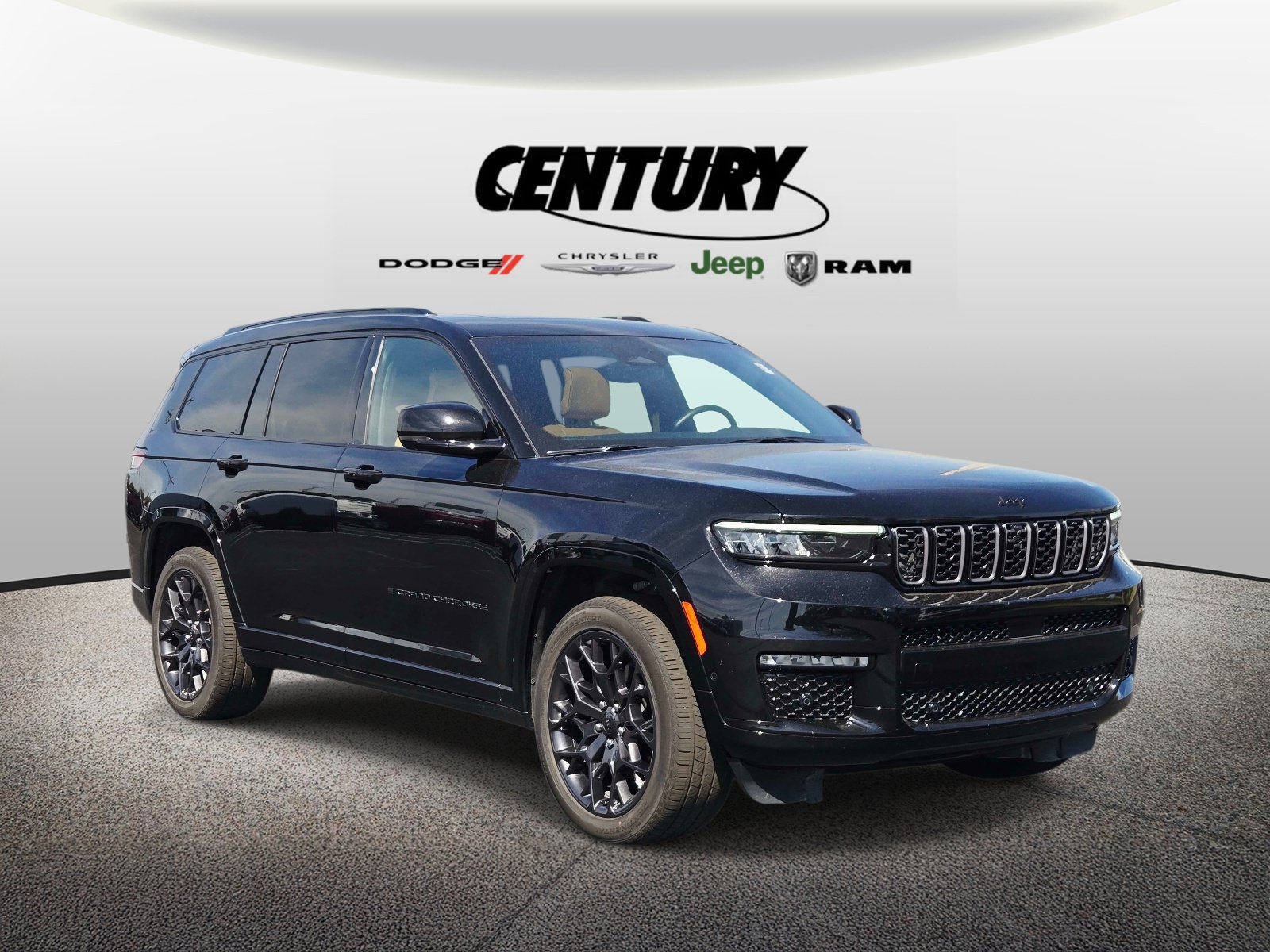 Used 2025 Jeep Grand Cherokee L Summit w/ Obsidian Package