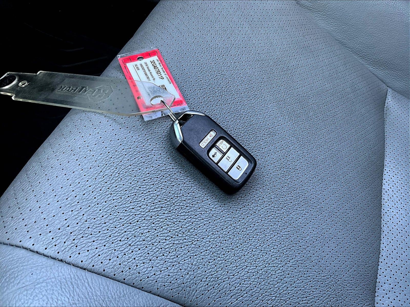 Used 2016 Honda Accord EX-L image 35