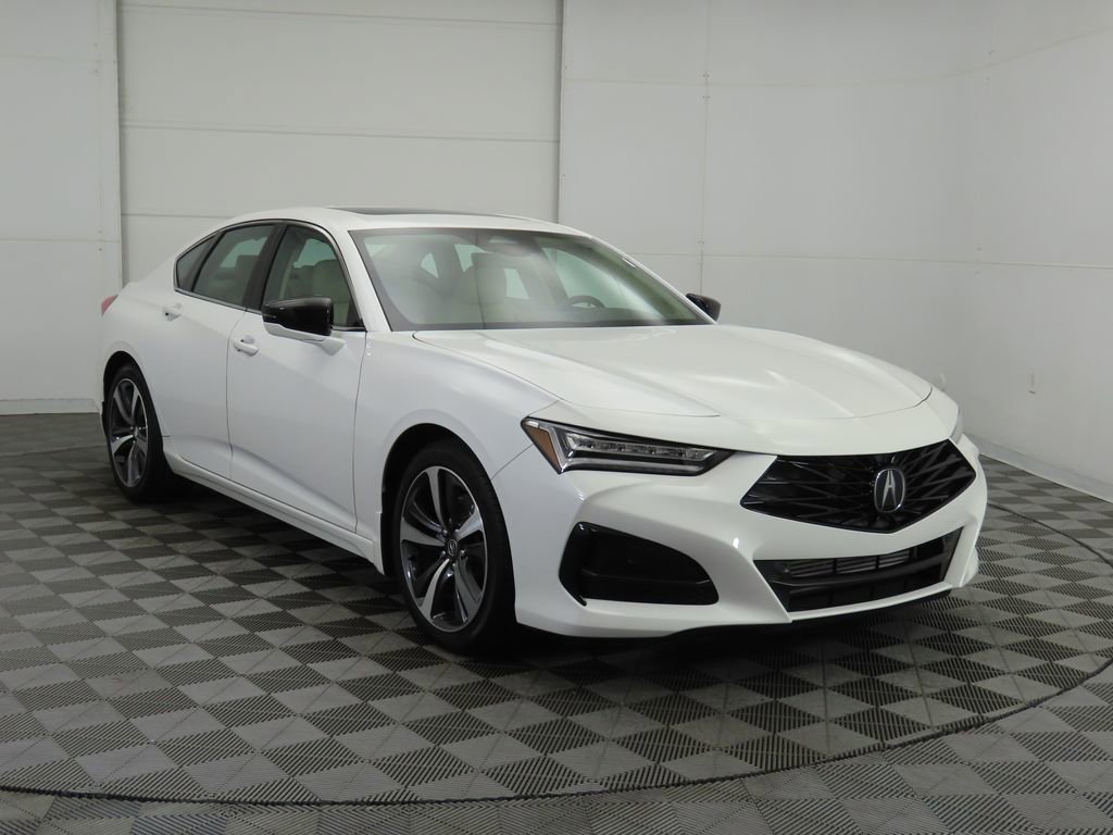 Used 2025 Acura TLX w/ Technology Package image 4