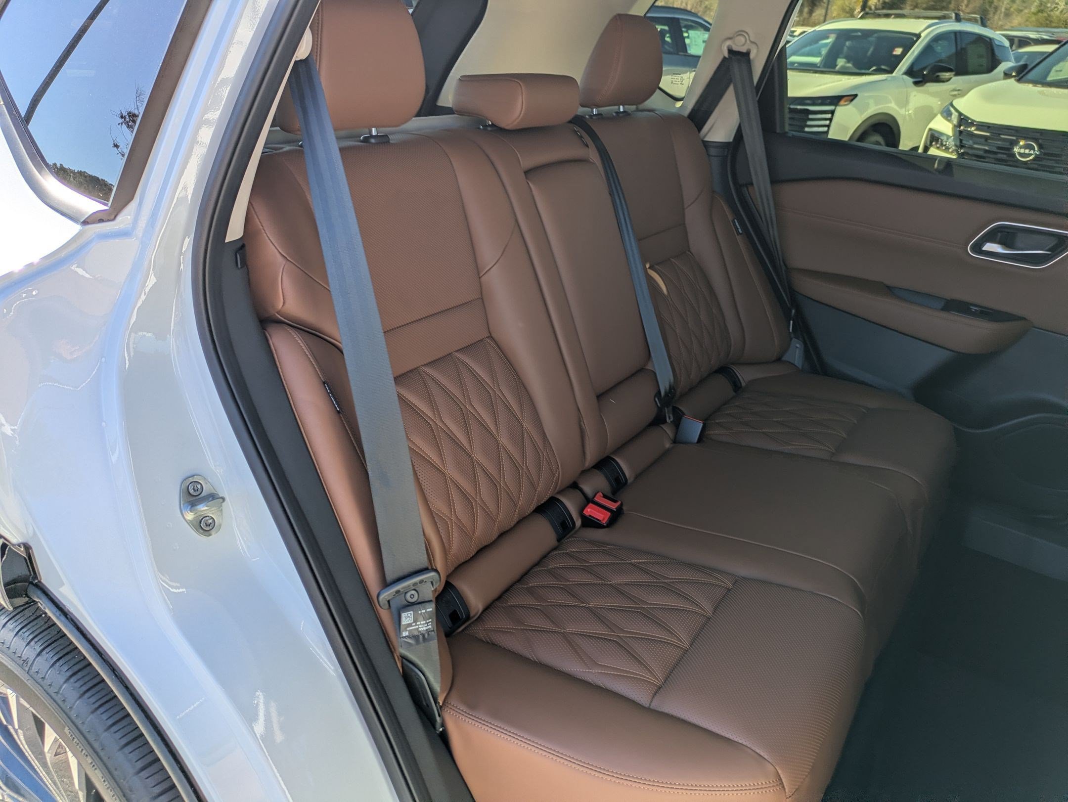 New 2026 Nissan Rogue Platinum w/ Platinum Premium Package AWD/4WD image 32