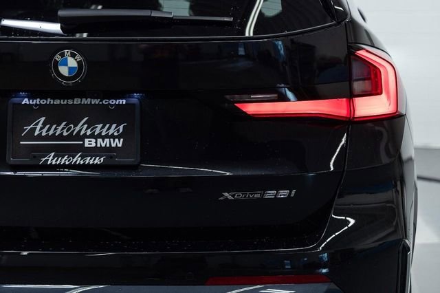 Used 2026 BMW X1 xDrive28i w/ Technology Package image 11