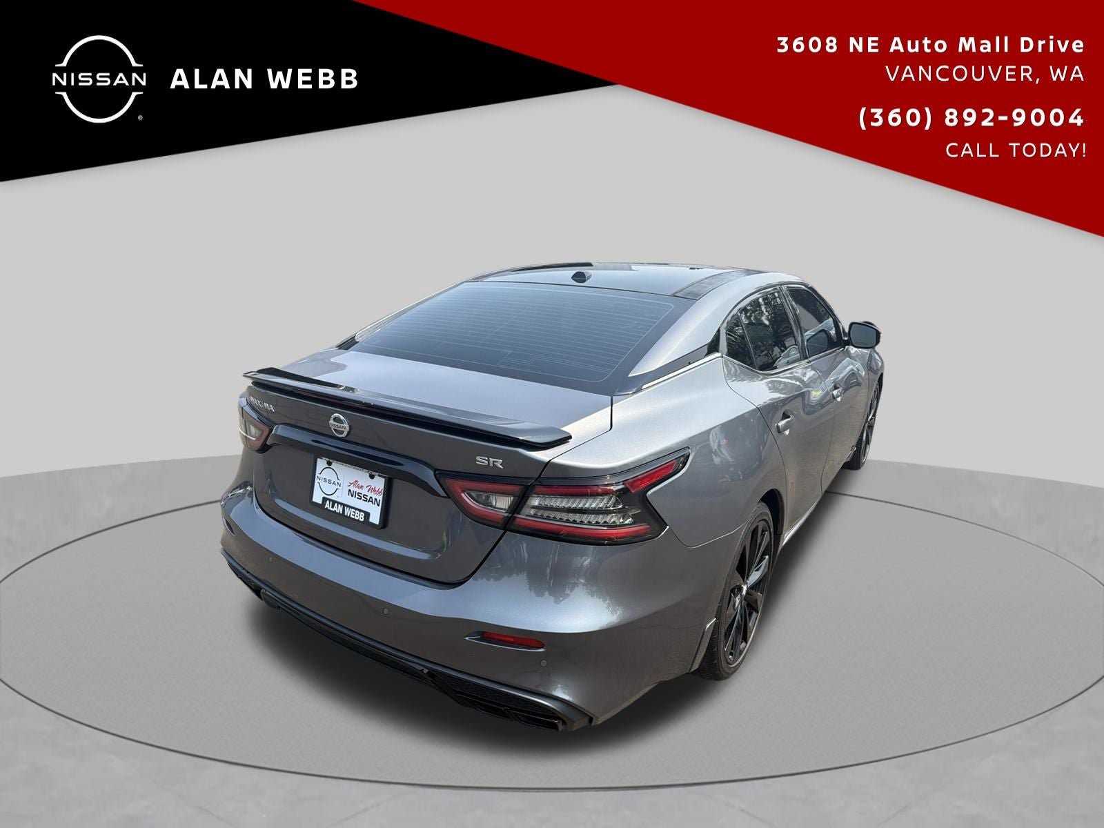 Used 2021 Nissan Maxima SR w/ Sport Mat Group FWD image 3