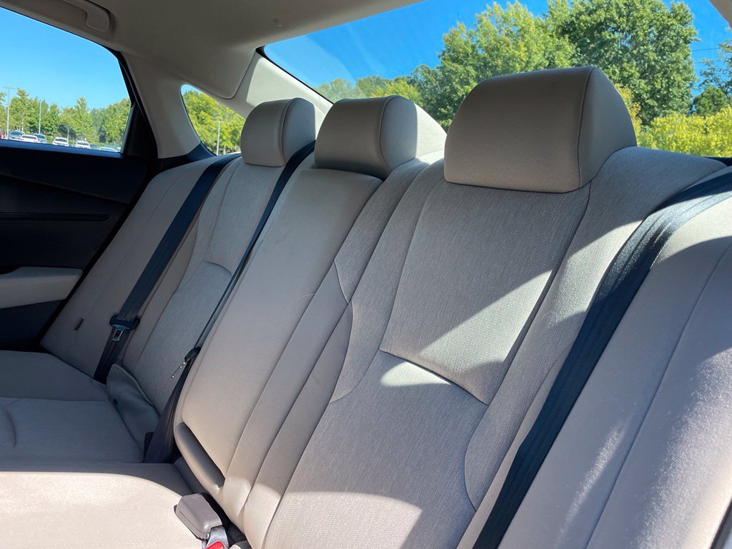 Certified 2024 Honda Accord EX image 39