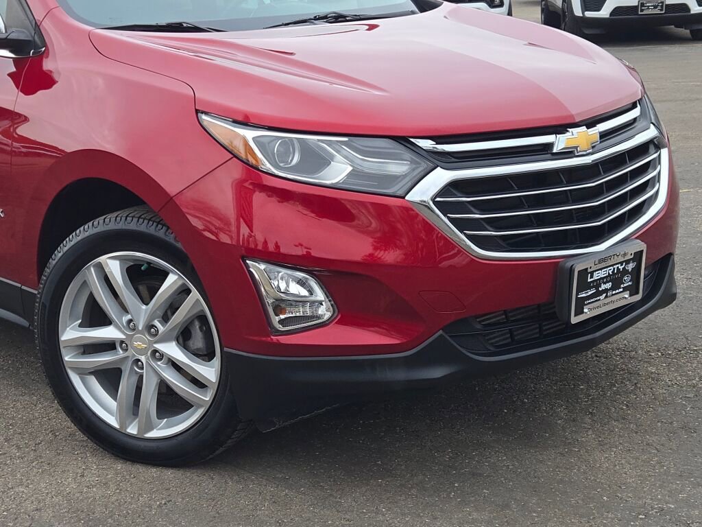 Used 2019 Chevrolet Equinox Premier image 2