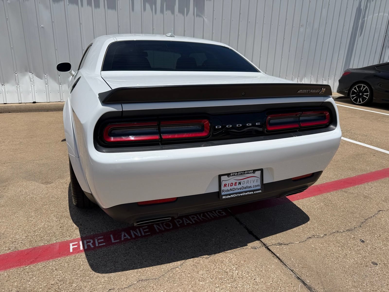 Used 2023 Dodge Challenger R/T Scat Pack RWD image 5