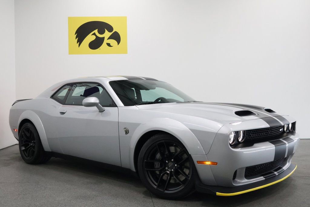 Used 2023 Dodge Challenger SRT Hellcat image 2