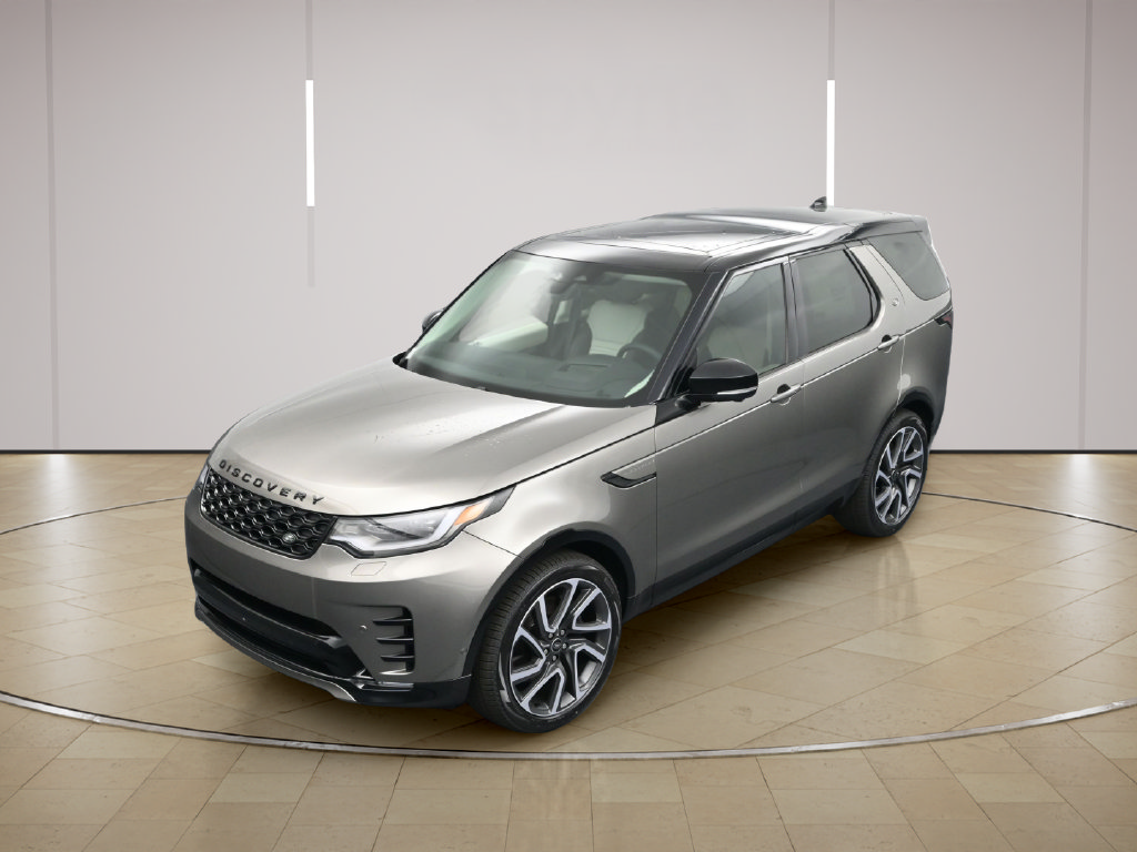 Used 2025 Land Rover Discovery Dynamic SE AWD/4WD image 30