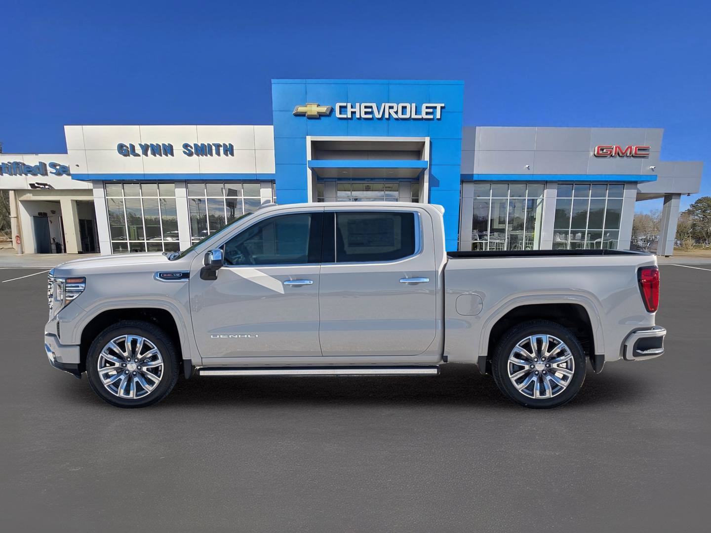 New 2026 GMC Sierra 1500 Denali w/ Denali Reserve Package AWD/4WD image 13