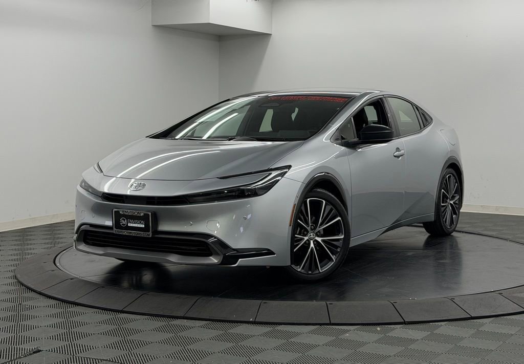 Used 2023 Toyota Prius Limited w/ Limited Premium Package video 2
