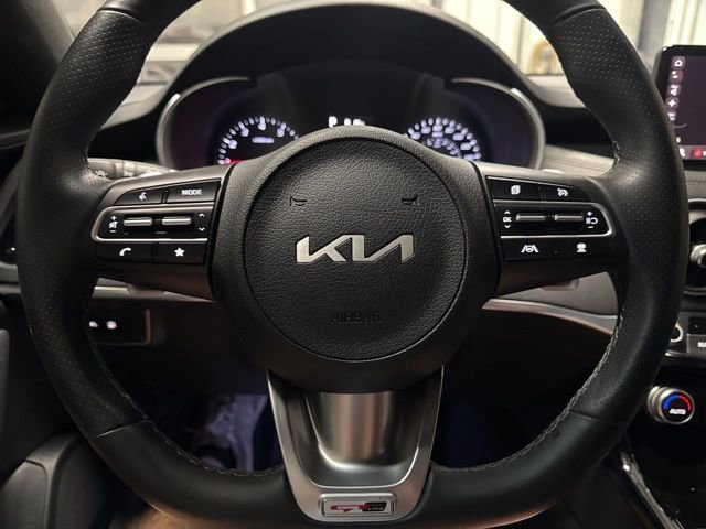 Used 2022 Kia Stinger GT-Line image 14