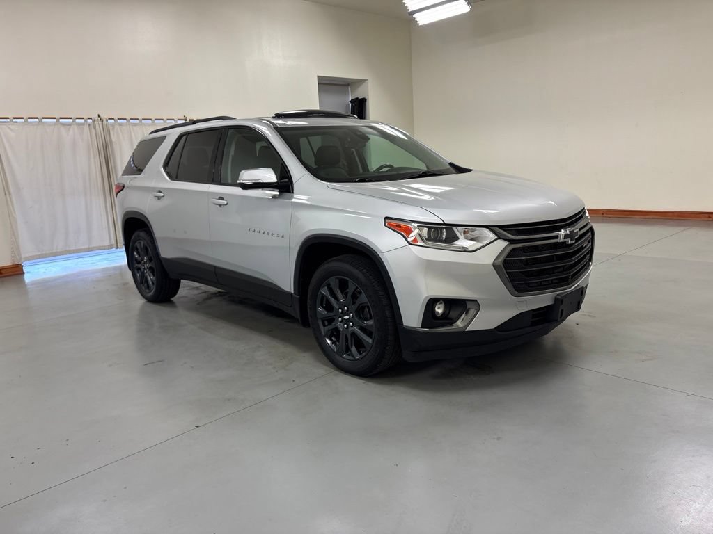 Used 2020 Chevrolet Traverse RS FWD image 2