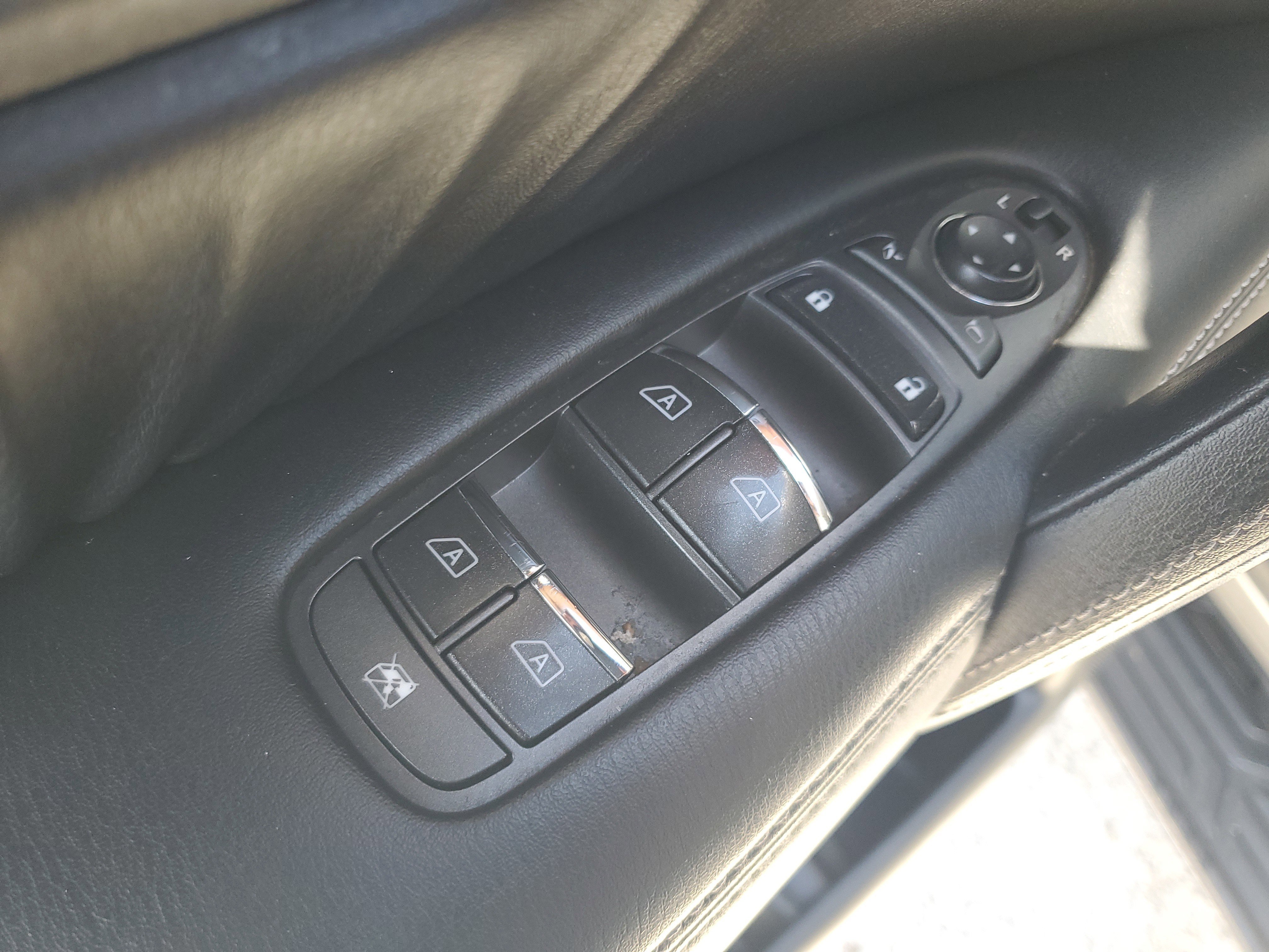 Certified 2020 Nissan Armada SL w/ Premium Package RWD image 11