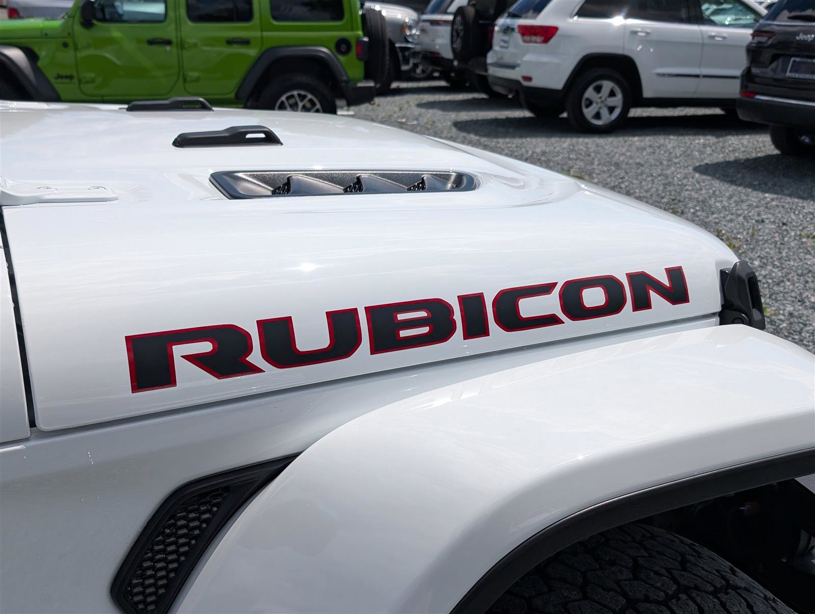 Used 2024 Jeep Gladiator Rubicon image 9