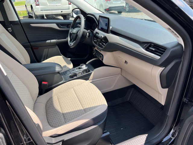 Used 2022 Ford Escape SE FWD image 20