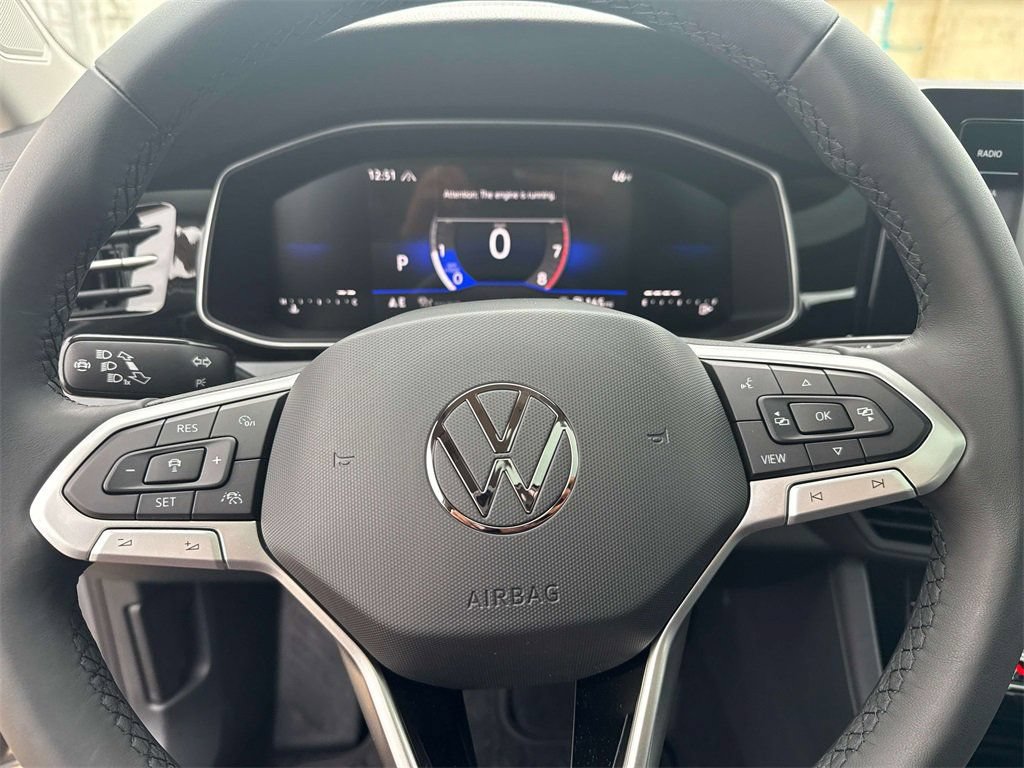 New 2026 Volkswagen Jetta SE FWD image 18