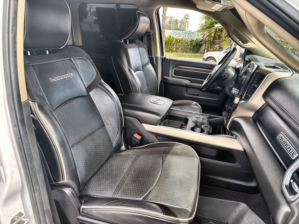 Used 2021 RAM 3500 Laramie image 25