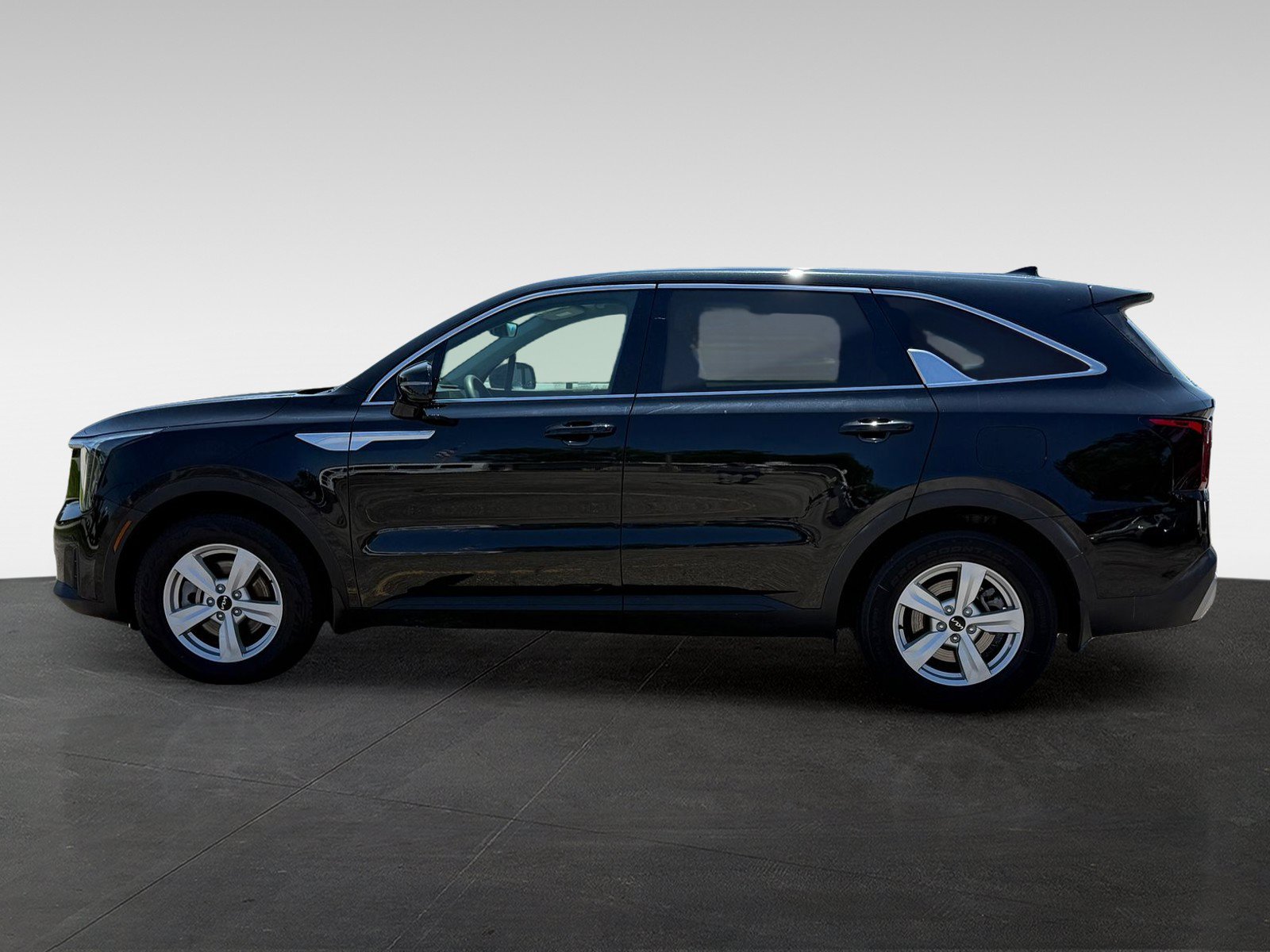 Used 2024 Kia Sorento LX FWD image 8