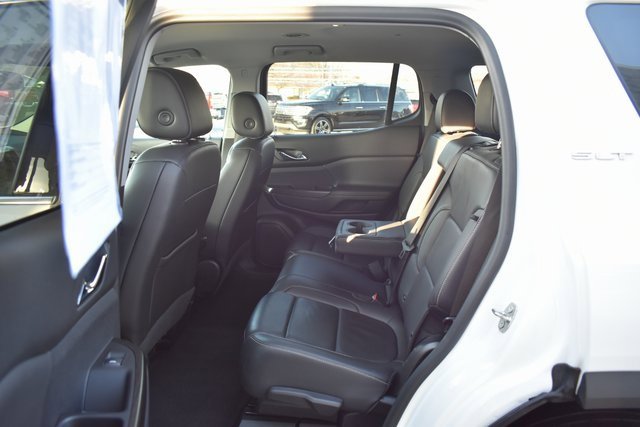 Used 2023 GMC Acadia SLT image 33