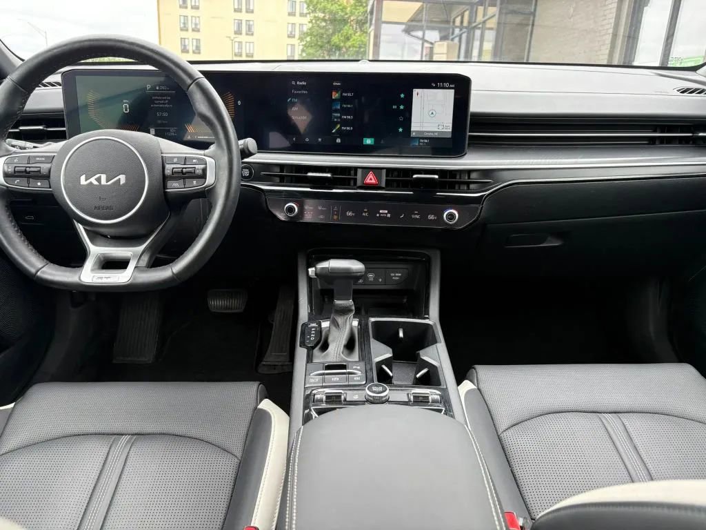 Used 2025 Kia K5 GT-Line AWD/4WD image 11