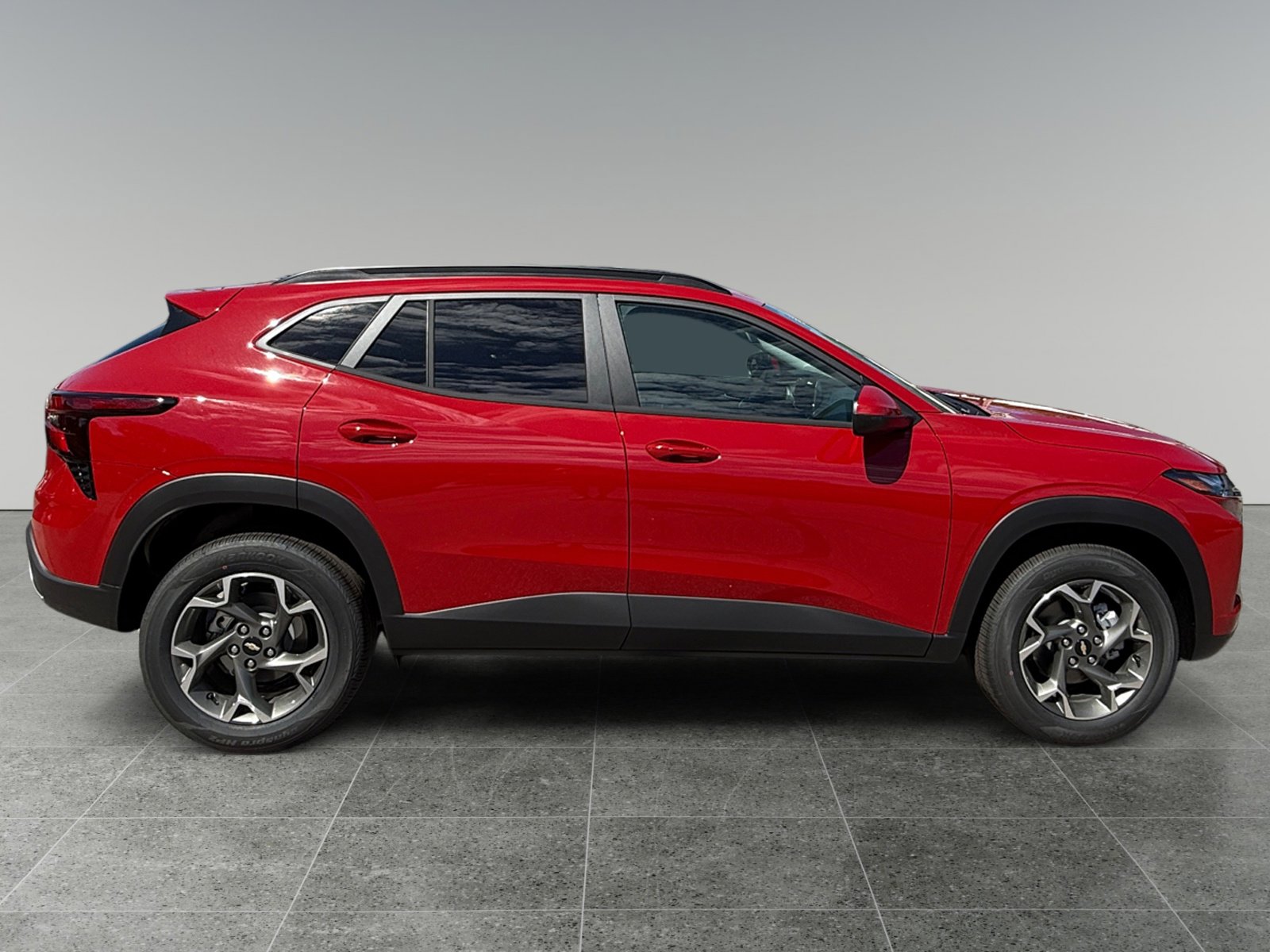 New 2026 Chevrolet Trax LT w/ Driver Confidence Package FWD image 6
