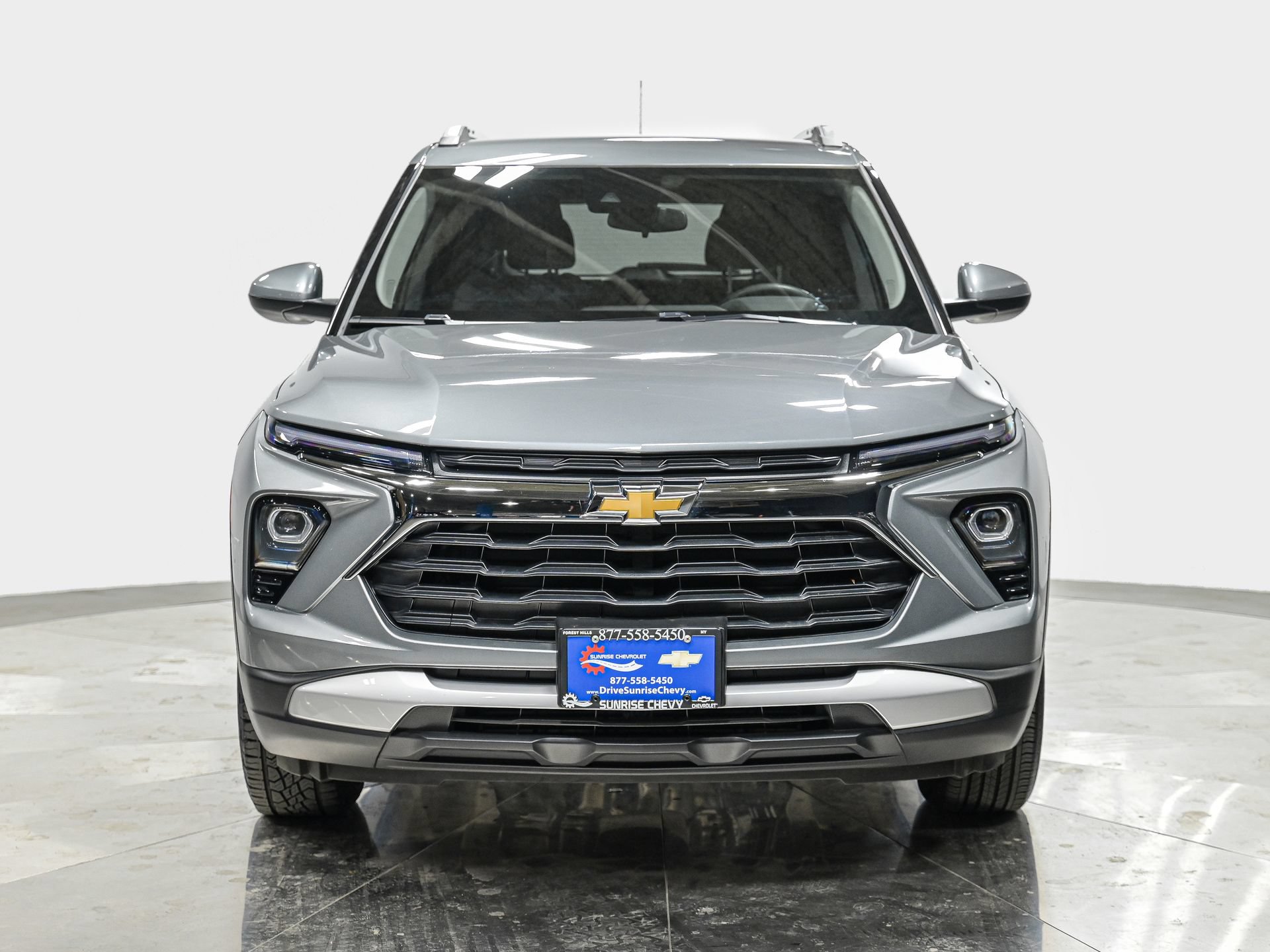 Used 2024 Chevrolet TrailBlazer LT w/ LT Cold Weather Package FWD image 10