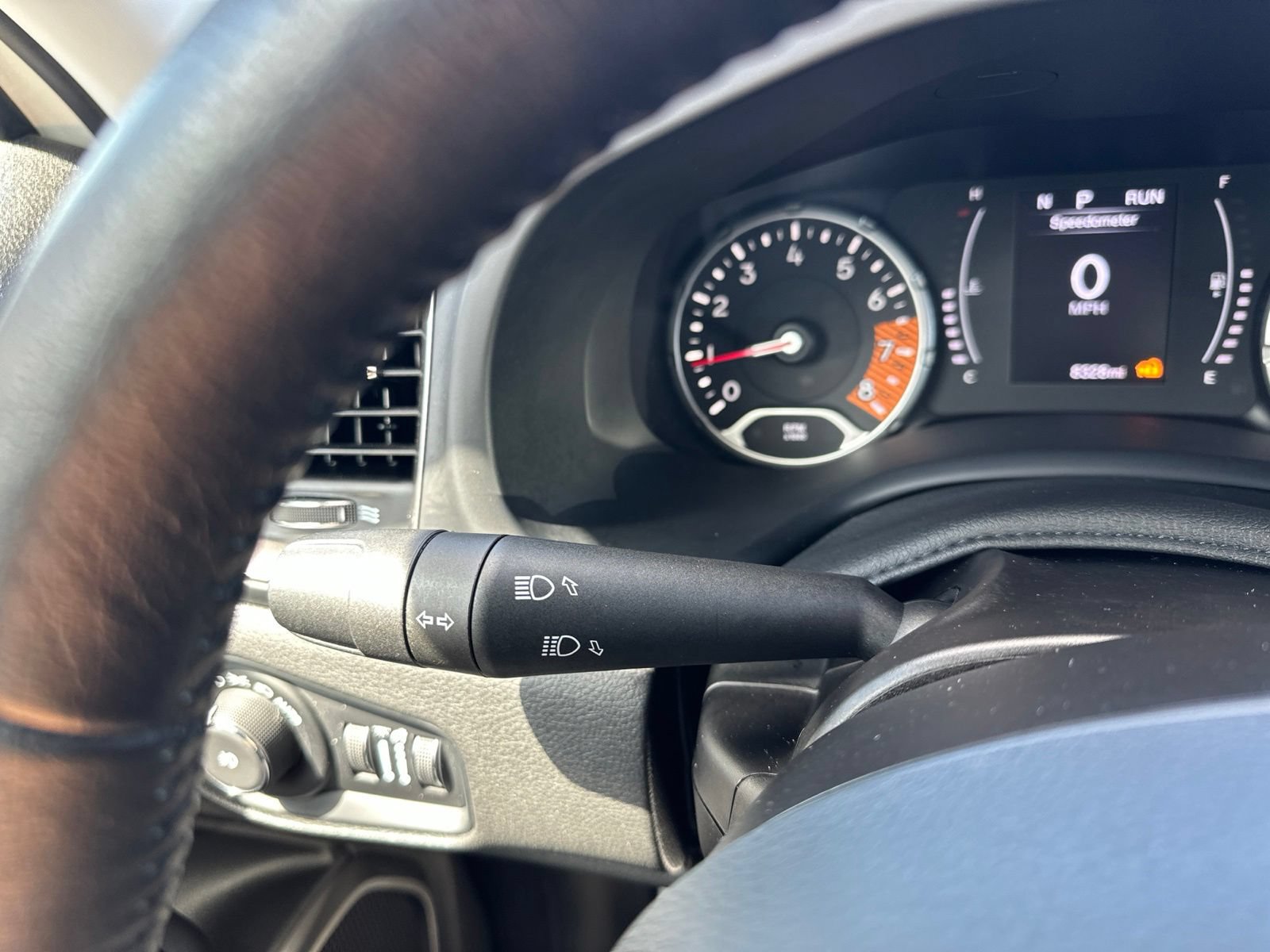 Used 2023 Jeep Renegade Latitude w/ Premium Group AWD/4WD image 41