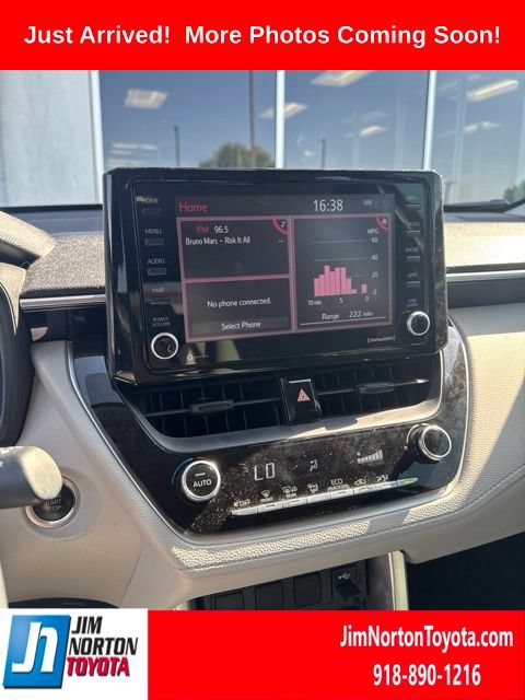 Used 2022 Toyota Corolla Cross LE FWD image 10