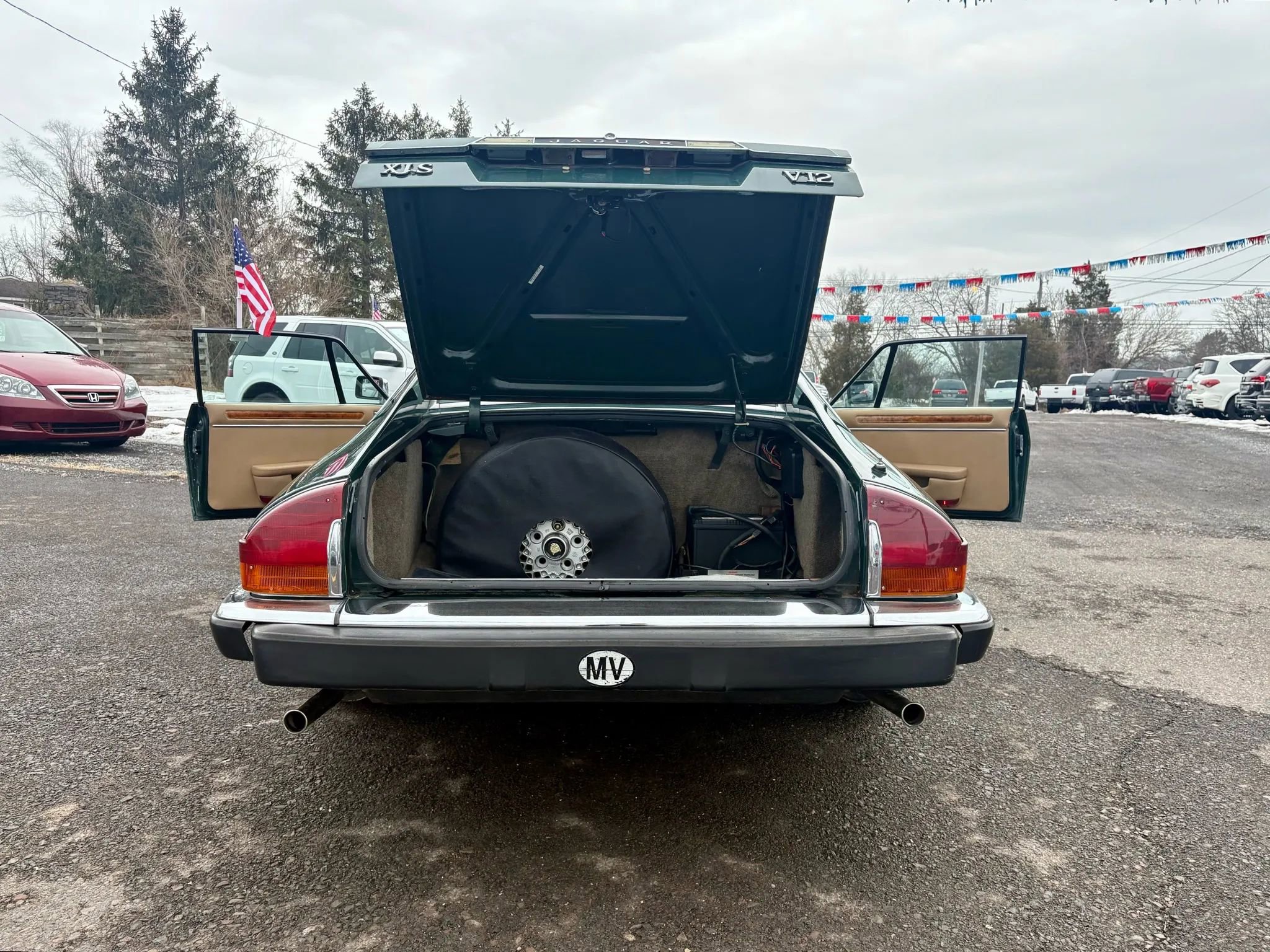 Used 1990 Jaguar XJS V12 Coupe RWD image 18