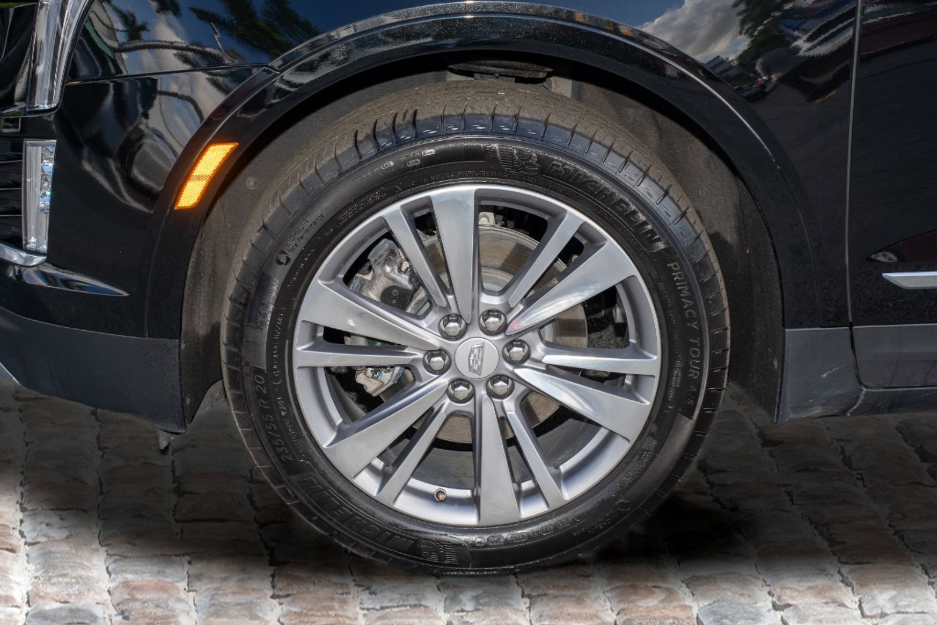 Used 2025 Cadillac XT5 Premium Luxury image 39